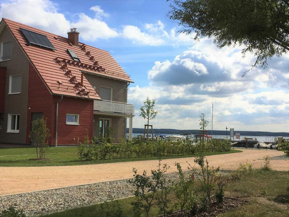Apartment Plauseelig Mit Bootsliegeplatz Optional Плау ам Зее Стая снимка